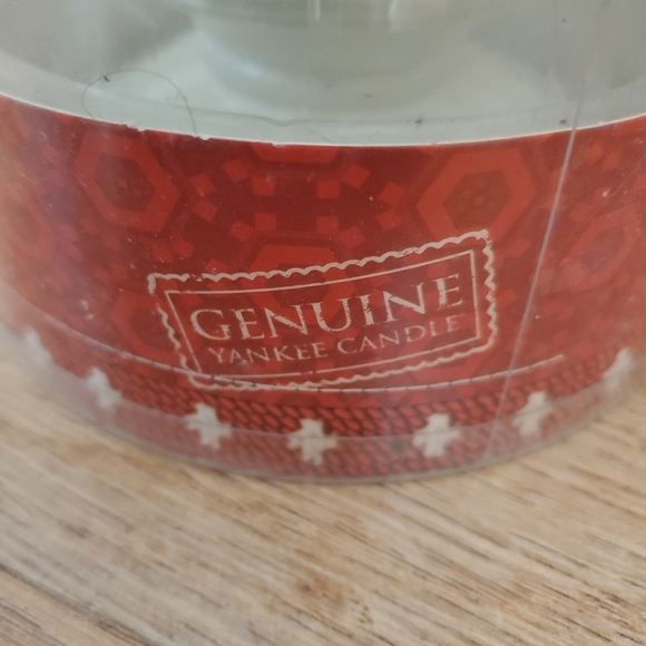 Yankee 8" Candle Christmas Tree Luminary White Tea Light Candle Holder - Picture 7 of 7